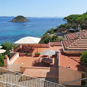 https://casa-castello-170s.it-tuscanyhotel.com